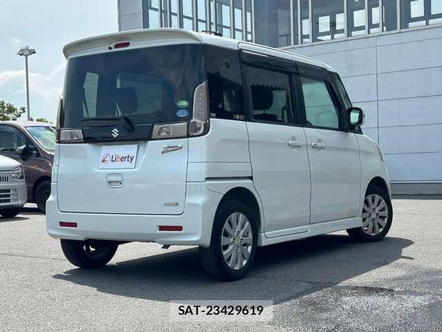 Suzuki SPACIA 2013-07 8372218-13