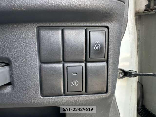Suzuki SPACIA 2013-07 8372218-4