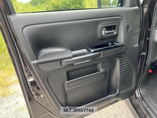 Suzuki SPACIA 2022-05 8415058-9