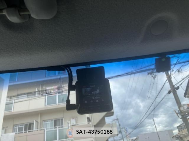 Suzuki SPACIA 2014-04 8415065-18