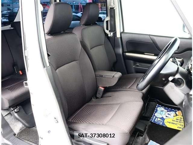 Suzuki SPACIA 2016-12 8415060-11