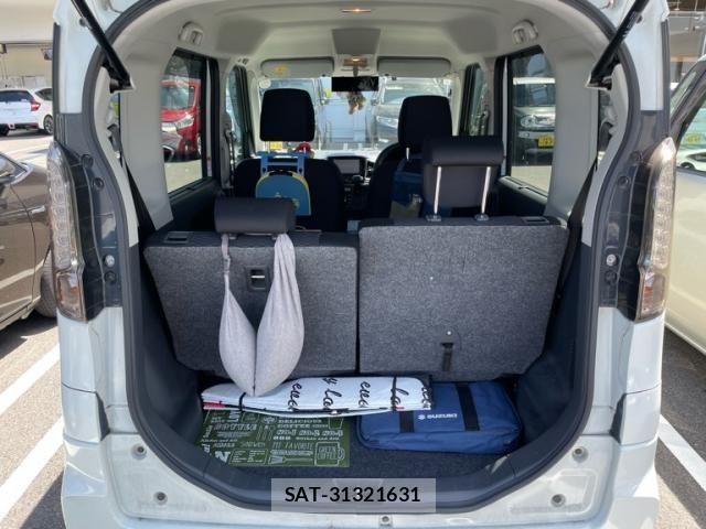 Suzuki SPACIA 2013-09 8415064-11