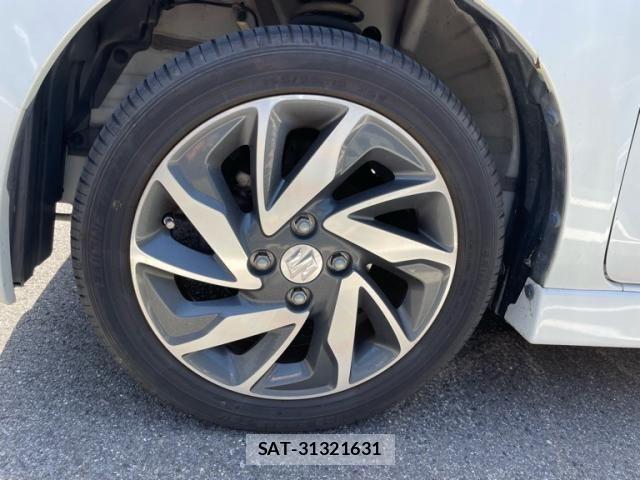 Suzuki SPACIA 2013-09 8415064-5