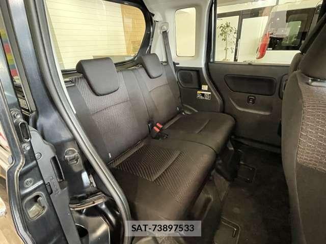 Suzuki SPACIA 2017-06 8415059-18
