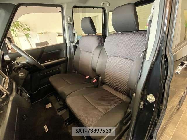 Suzuki SPACIA 2017-06 8415059-21