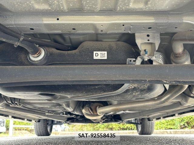 Suzuki SPACIA 2023-12 8438909-27