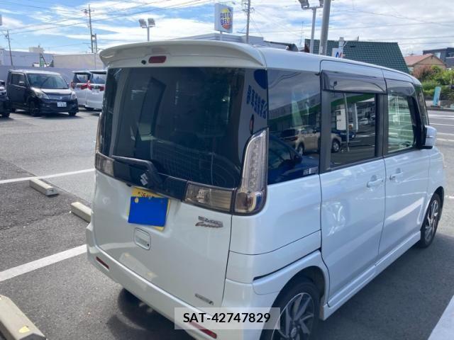 Suzuki SPACIA 2014-09 8438912-4