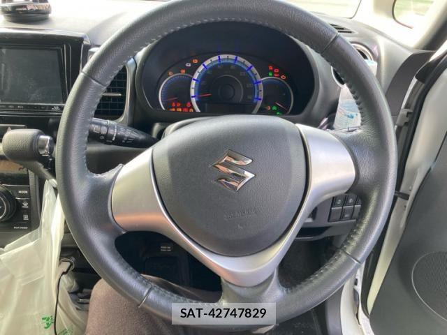 Suzuki SPACIA 2014-09 8438912-7