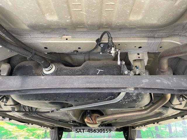 Suzuki SPACIA 2021-06 8438910-18