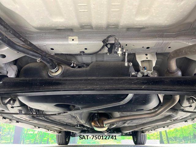 Suzuki SPACIA 2018-12 8458484-18