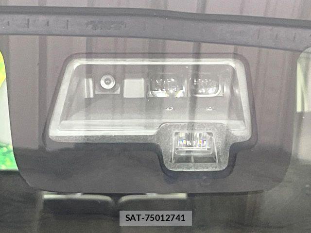 Suzuki SPACIA 2018-12 8458484-3