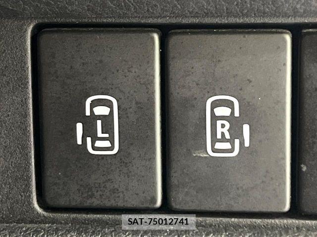 Suzuki SPACIA 2018-12 8458484-5
