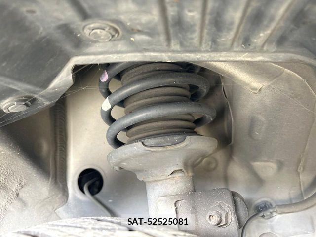 Suzuki SPACIA 2018-04 8527445-19