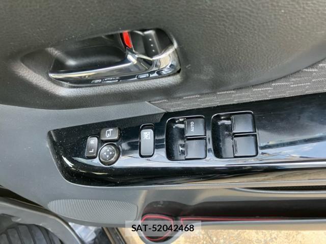 Suzuki SPACIA 2014-02 8527448-9