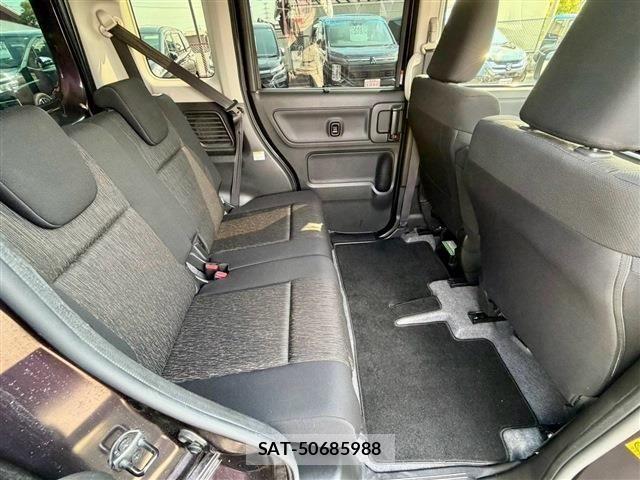 Suzuki SPACIA 2019-12 8563600-23