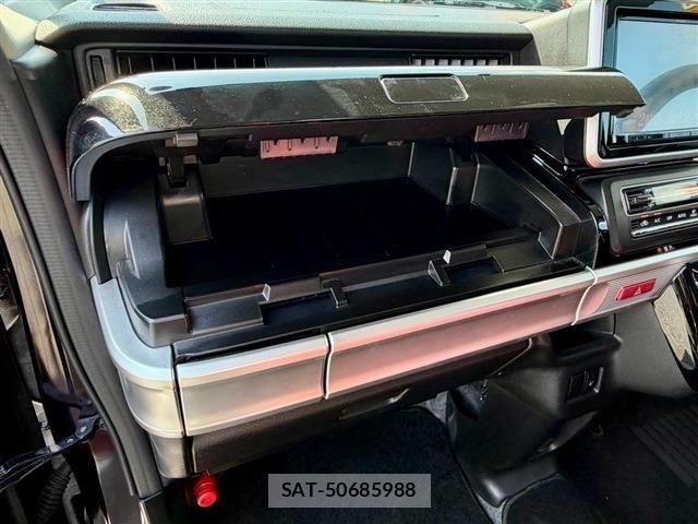 Suzuki SPACIA 2019-12 8563600-25