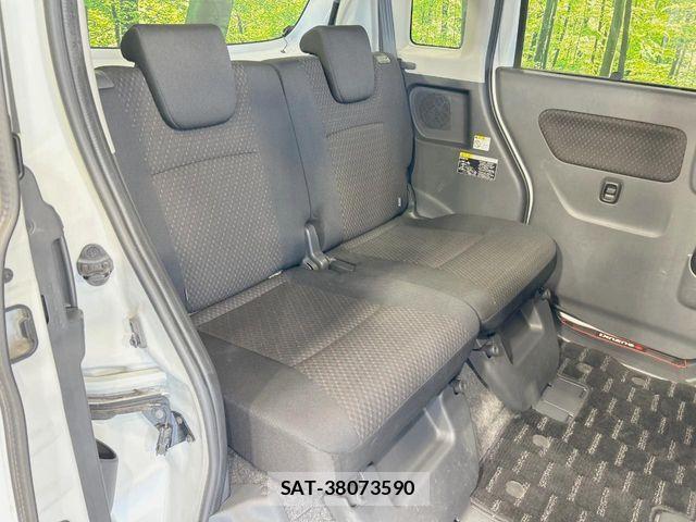 Suzuki SPACIA 2016-02 8563601-8