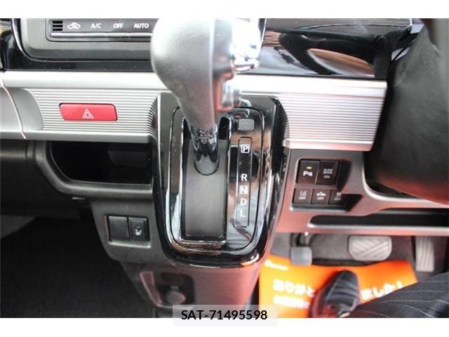 Suzuki SPACIA 2017-12 8563607-23