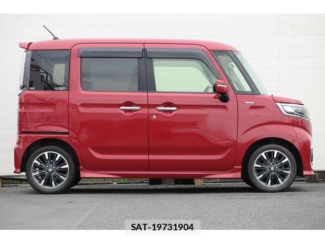 Suzuki SPACIA 2022-10 8563602-3