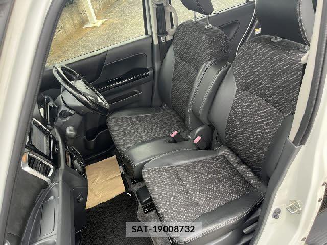 Suzuki SPACIA 2015-05 8563603-7