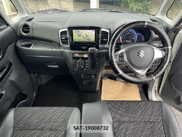 Suzuki SPACIA 2015-05 8563603-8