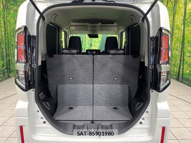 Suzuki SPACIA 2025-08 8563596-9
