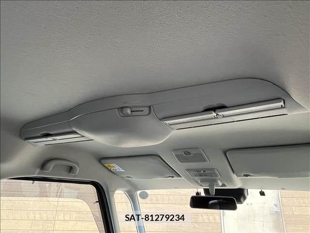 Suzuki SPACIA 2024-09 8563599-16