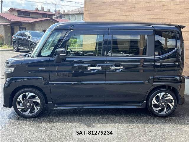 Suzuki SPACIA 2024-09 8563599-1