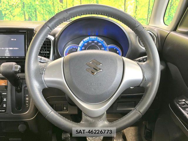 Suzuki SPACIA 2013-11 8563605-10