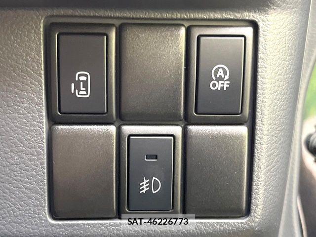 Suzuki SPACIA 2013-11 8563605-3