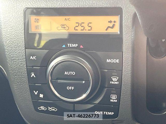 Suzuki SPACIA 2013-11 8563605-5