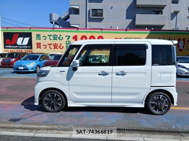 Suzuki SPACIA 2018-07 8629002-11