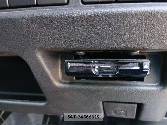 Suzuki SPACIA 2018-07 8629002-17