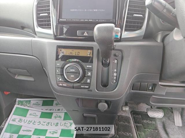 Suzuki SPACIA 2013-09 8628990-13