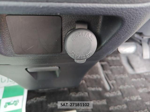 Suzuki SPACIA 2013-09 8628990-14