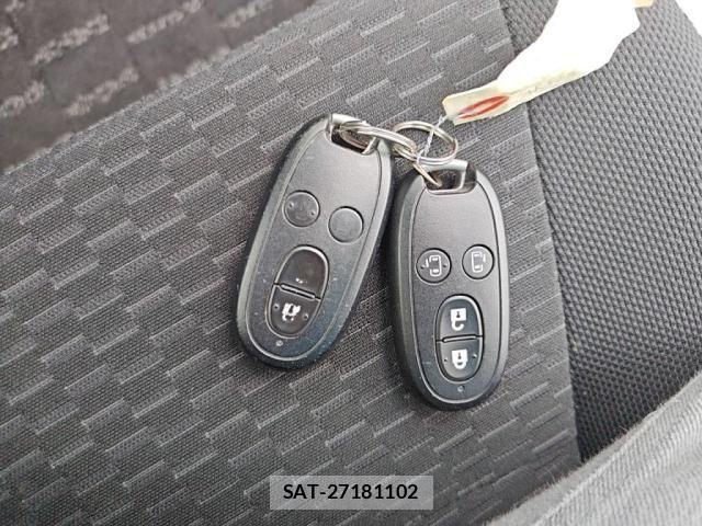 Suzuki SPACIA 2013-09 8628990-17
