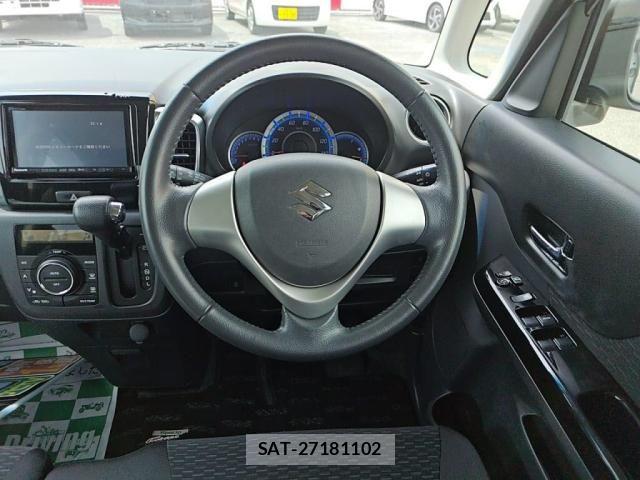 Suzuki SPACIA 2013-09 8628990-2