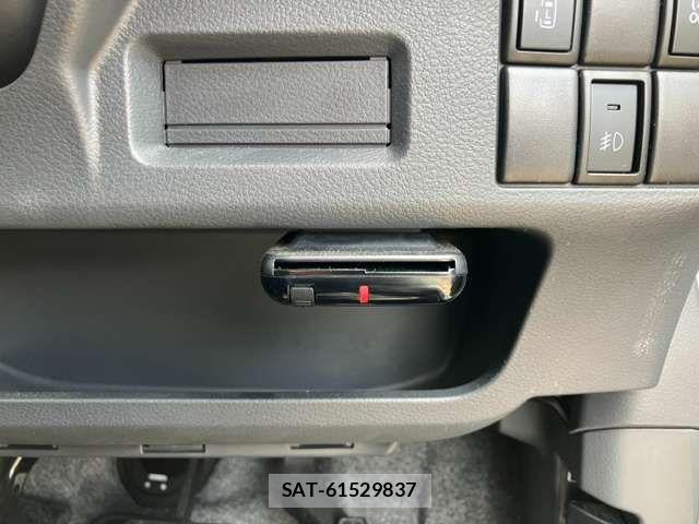 Suzuki SPACIA 2013-12 8629026-10