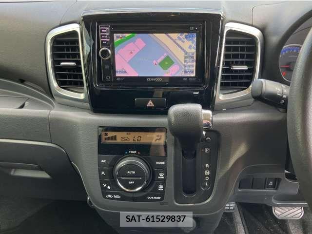 Suzuki SPACIA 2013-12 8629026-2