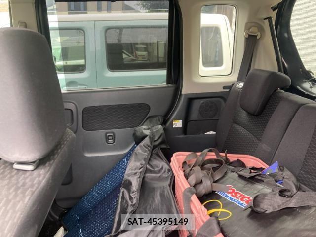 Suzuki SPACIA 2013-12 8629031-11