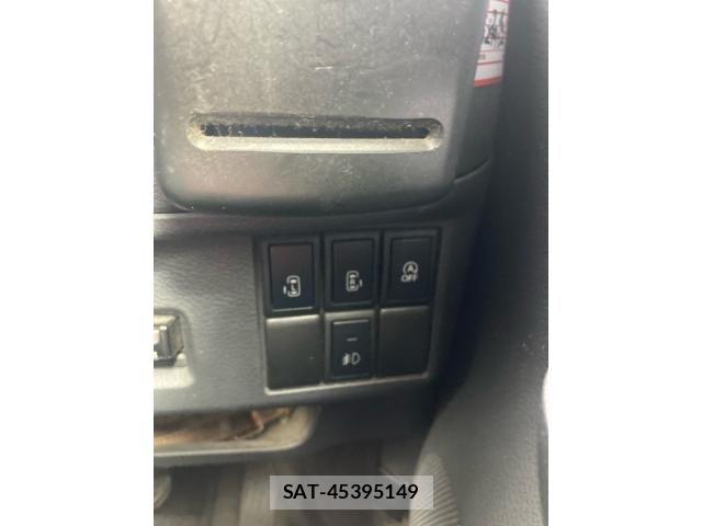 Suzuki SPACIA 2013-12 8629031-23