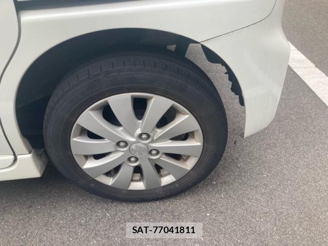 Suzuki SPACIA 2013-09 8661702-17