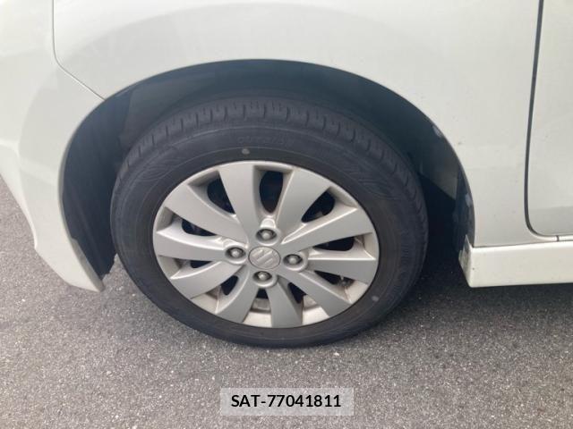 Suzuki SPACIA 2013-09 8661702-18