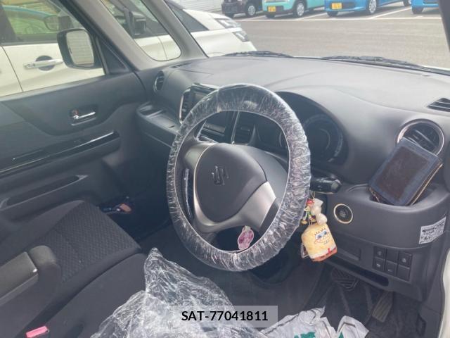 Suzuki SPACIA 2013-09 8661702-3