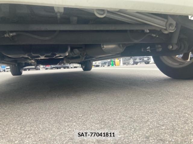 Suzuki SPACIA 2013-09 8661702-8