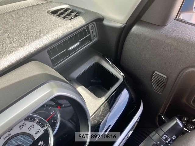 Suzuki SPACIA 2018-01 8661690-26