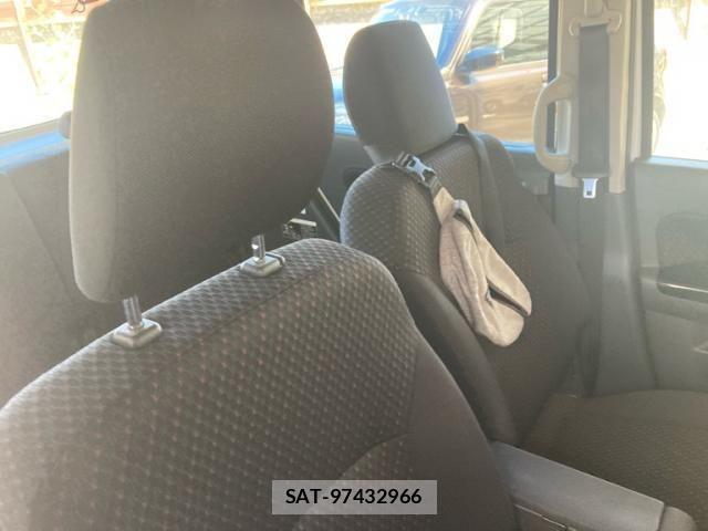 Suzuki SPACIA 2015-09 8666939-10