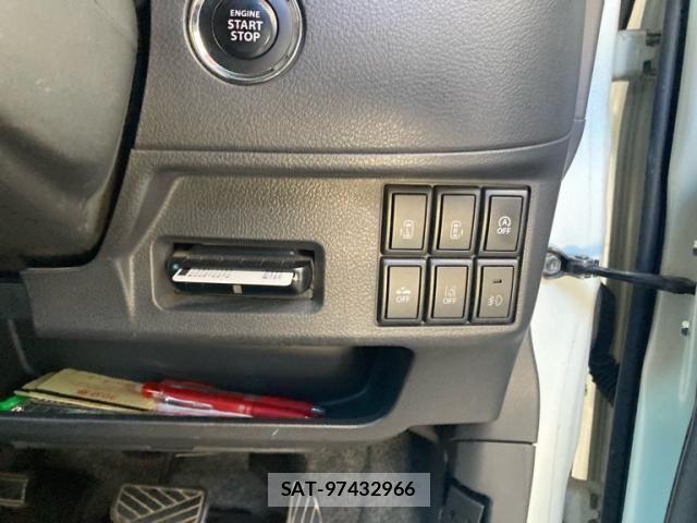 Suzuki SPACIA 2015-09 8666939-12