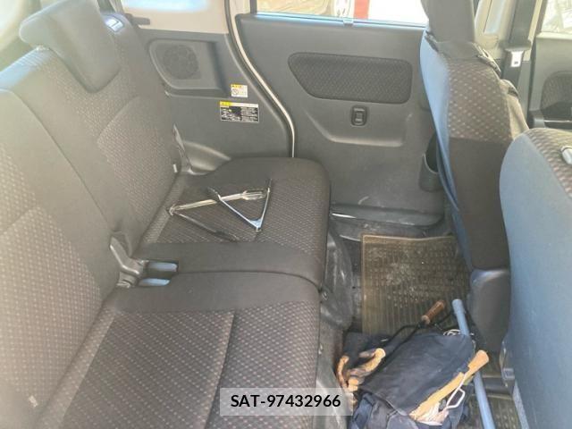 Suzuki SPACIA 2015-09 8666939-20