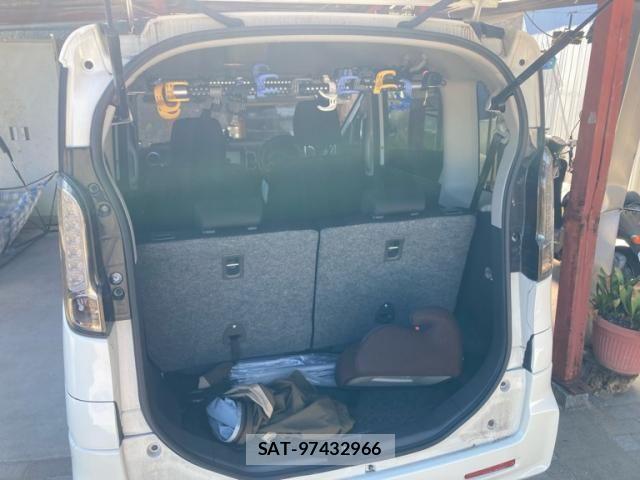 Suzuki SPACIA 2015-09 8666939-23